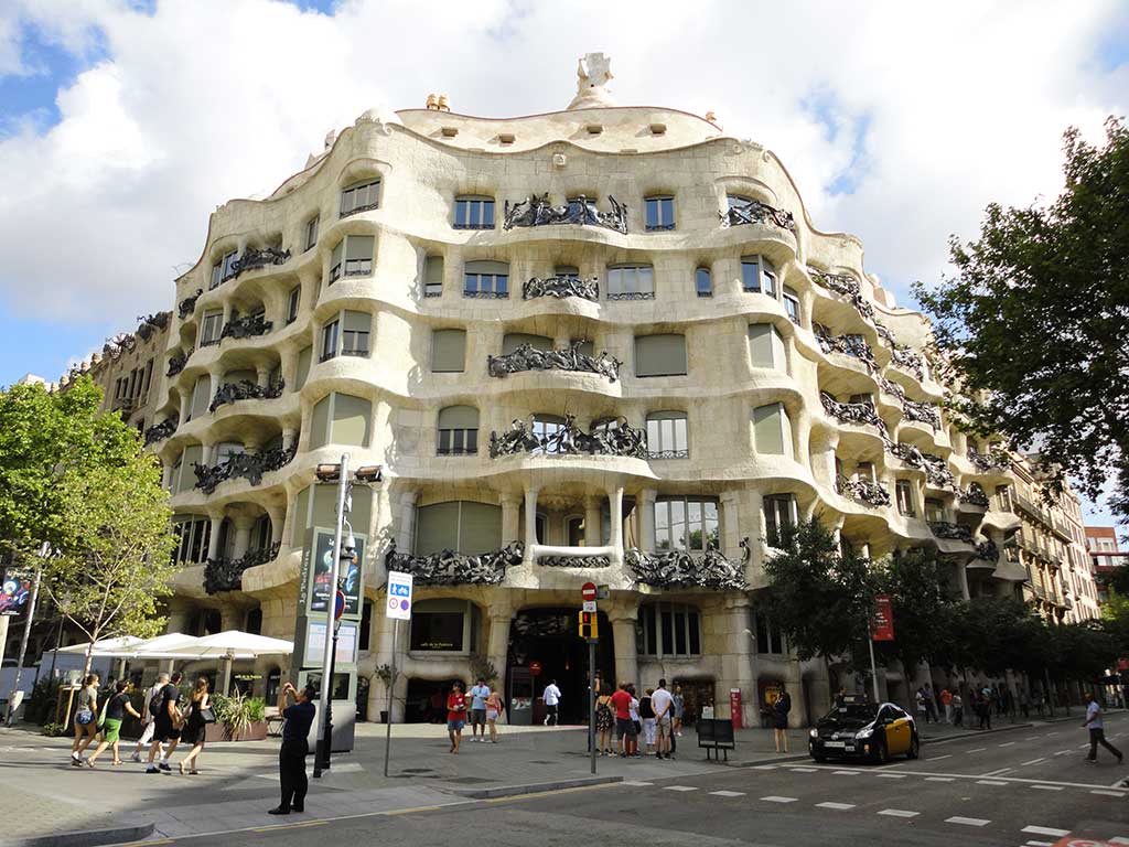 Casa Milà